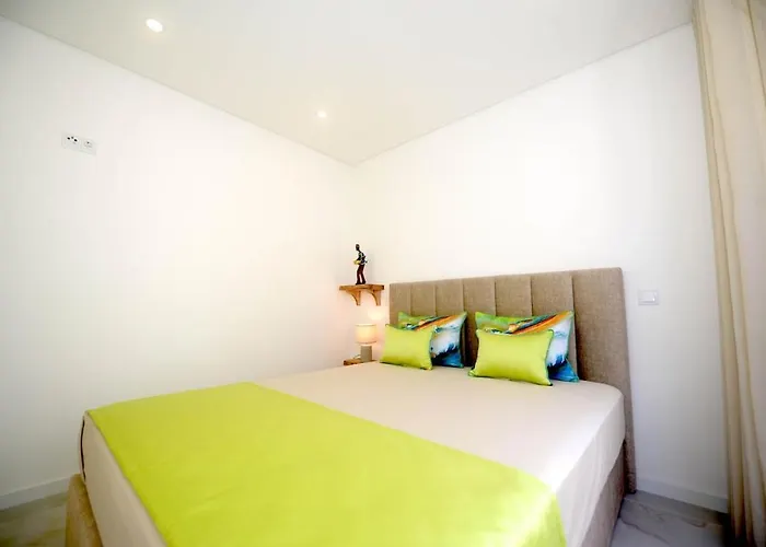 Апартаменты Oro Nero Arte - Luxury With Terrace Назаре